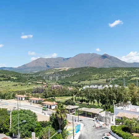 Royal Penthouse Sunny Golf Apartment *